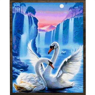 Zwanen bij Waterval - Diamond Painting - 50x40cm - Rond
